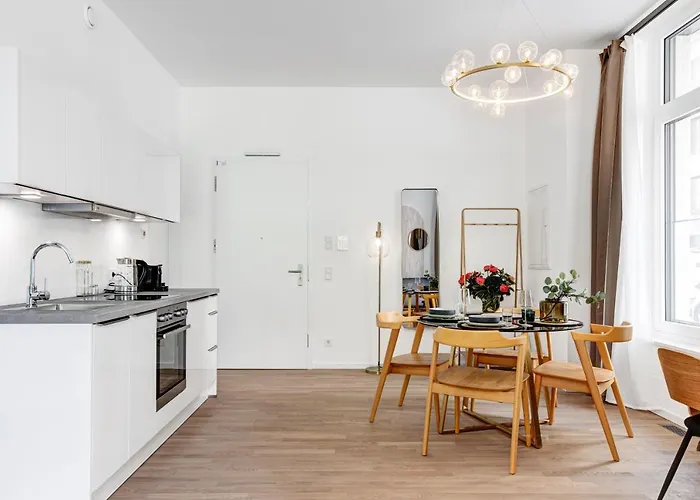 Arbio I Luxury In East Side Gallery Berlin