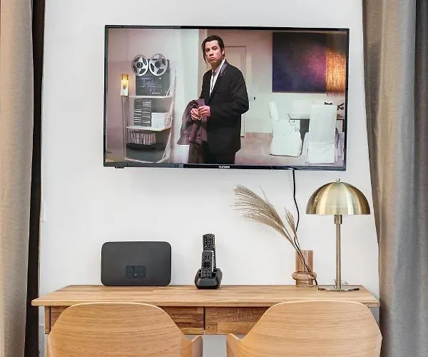 Apart Otel Arbio I Luxury In East Side Gallery Berlin